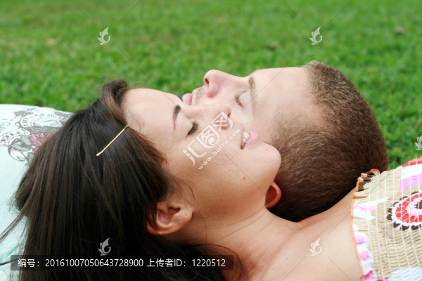 熱戀中的情侶
