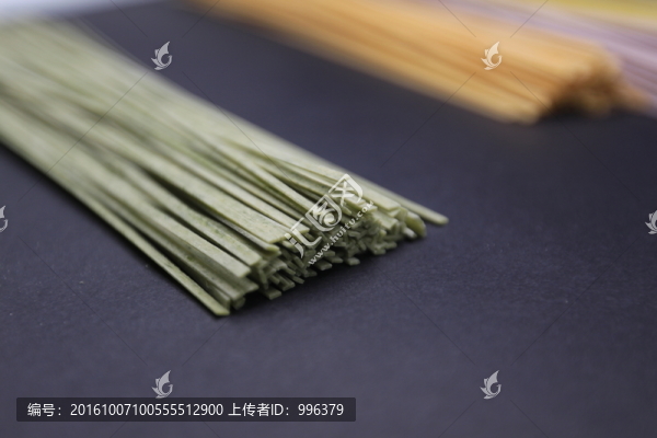 手工掛面,彩色果蔬菜面條無(wú)PS