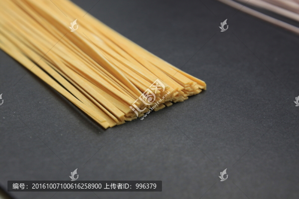 手工掛面彩色果蔬菜面條無PS