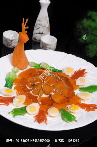 孔雀迎賓鮑