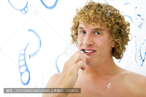 brushng牙齒