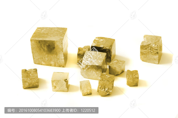 金色的立方體