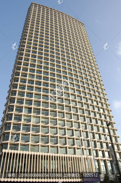 london-14-0007