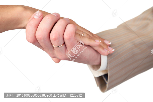 戴著白色戒指的結婚戒指