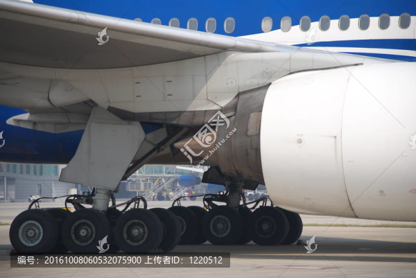 飛機(jī)
