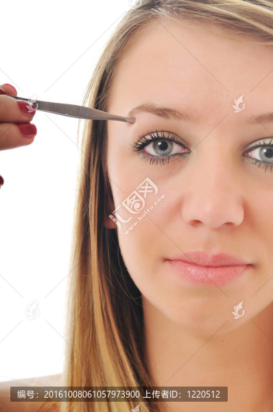 女人隔離眼眉美容