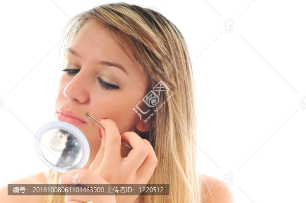 女人隔離眼眉美容