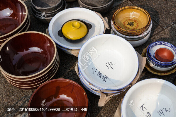 盆,搪瓷盆,自由市場(chǎng)上的盆