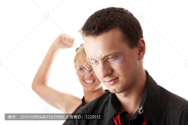 男女沖突。白色孤立。