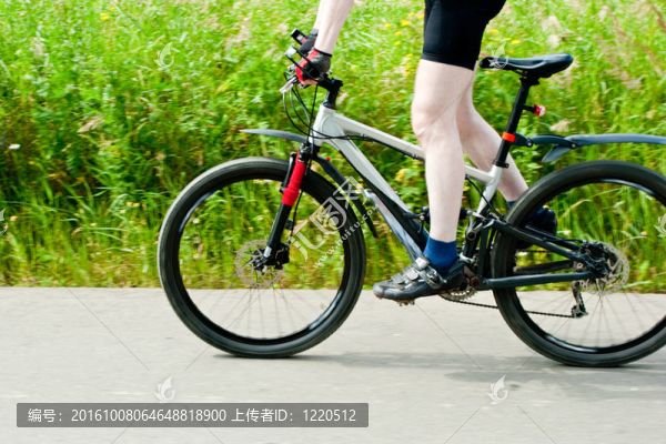 運動自行車