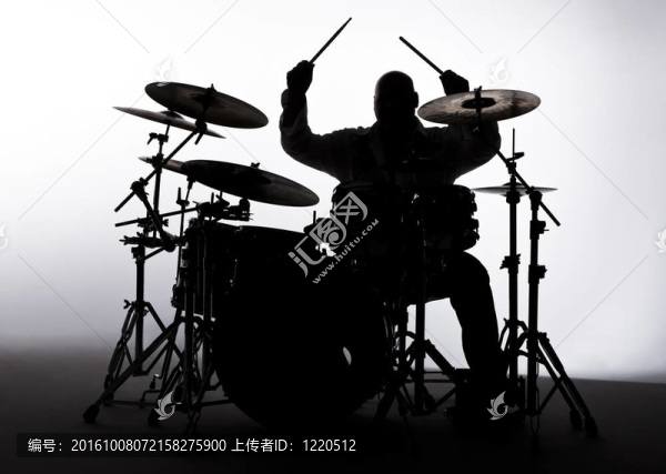 一個(gè)鼓手silouette