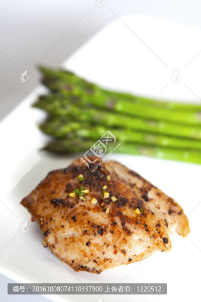 烤雞肉蘆筍