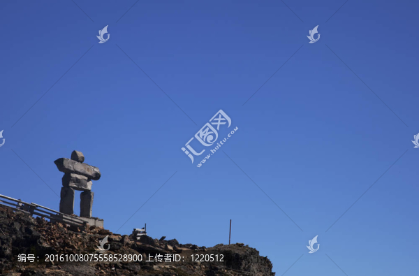 一個(gè)inukshuk