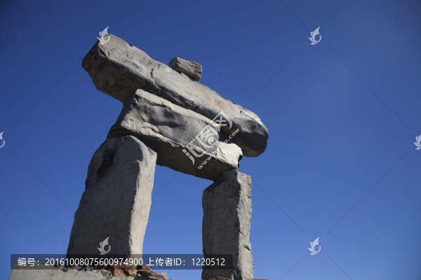 一個(gè)inukshuk