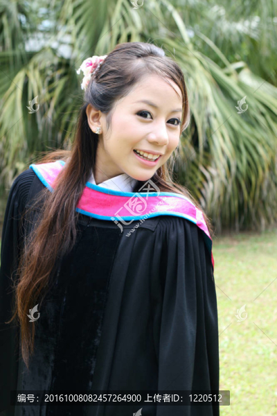 大學(xué)畢業(yè)