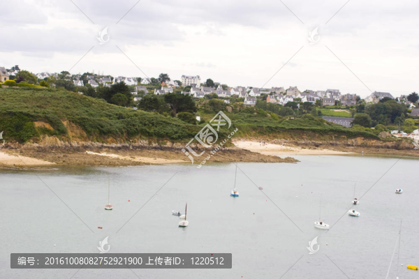 從船上看海