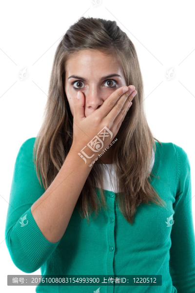 可愛(ài)的女孩害怕