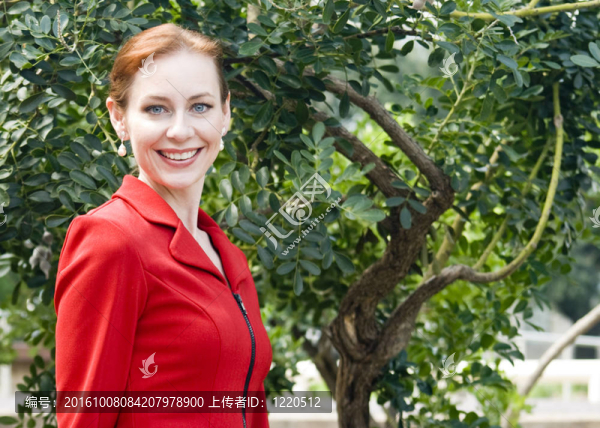 大微笑藍眼睛