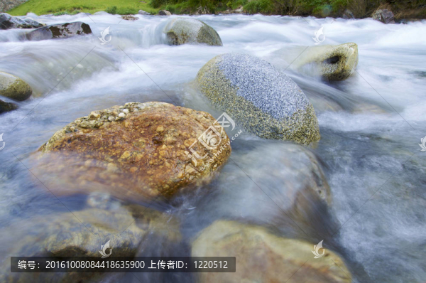 河