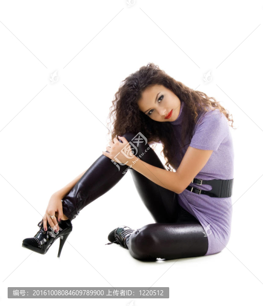 年輕漂亮的女人