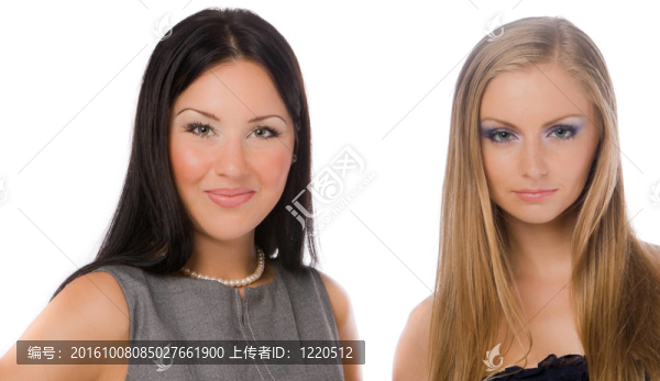 夫婦的年輕漂亮的嬰兒孤立