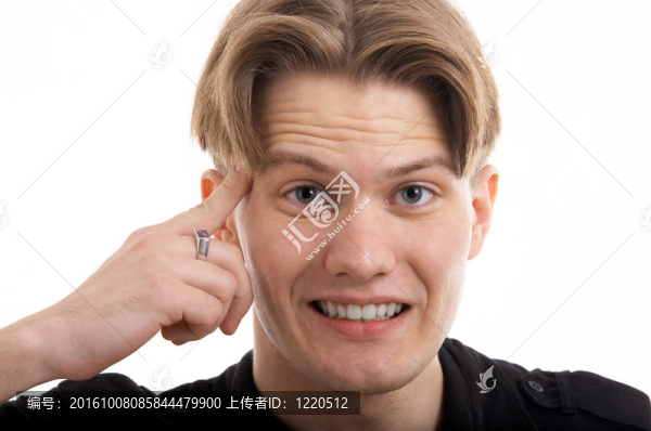 金發(fā)碧眼的男人