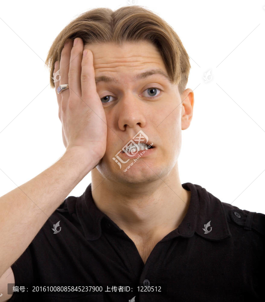金發(fā)碧眼的男人