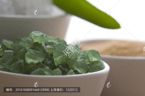 沐浴鹽與aloe,vera