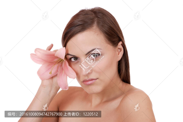 美麗的女人與花孤立的白色