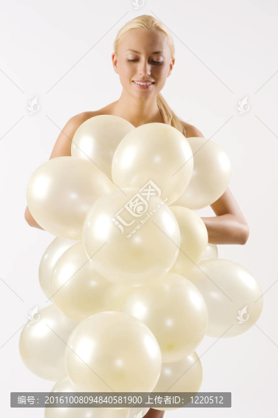 金發(fā)女孩和氣球