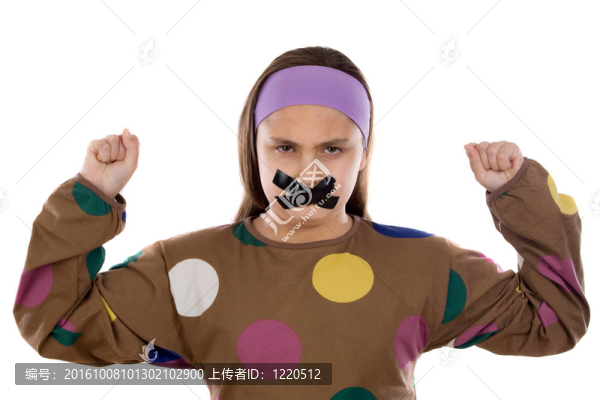 憤怒的女孩，她的嘴上的粘合劑