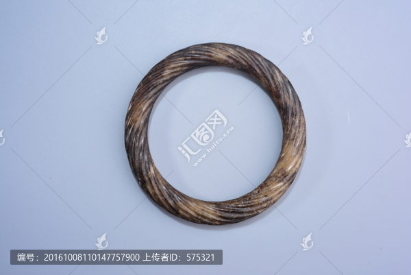 玉器,戰(zhàn)國絞絲紋玉環(huán)