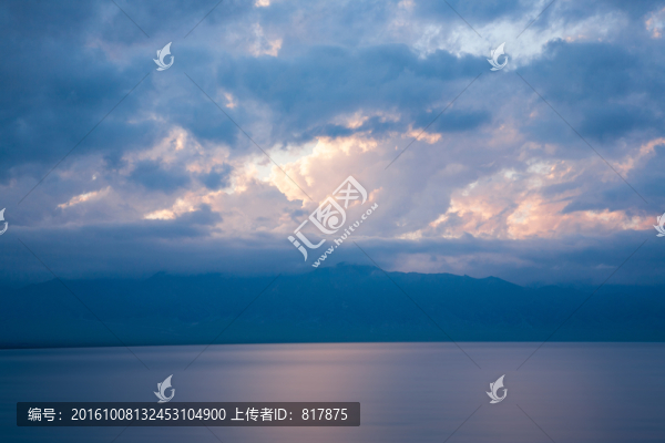 賽里木湖