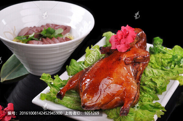 鄉(xiāng)村冒鴨