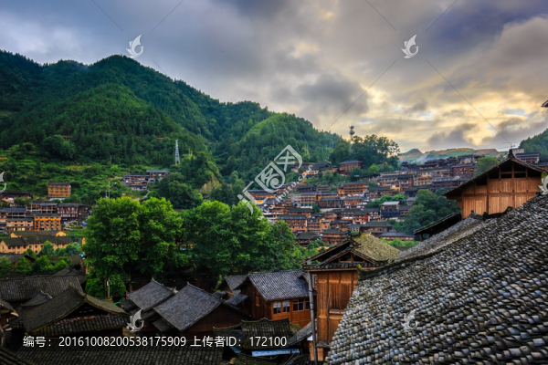 凱里雷山西江千戶(hù)苗寨