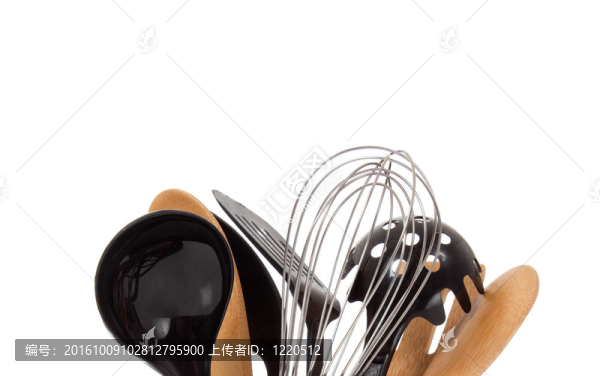 一種白色的廚房用具