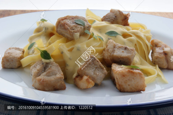 自制面條有機(jī)豬肉牛肉