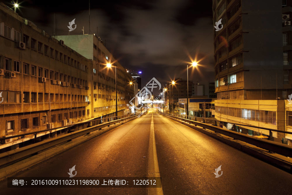 黑暗的道路