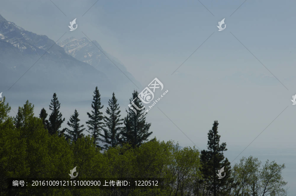 落基山脈中的場景
