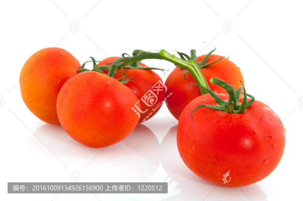一堆西紅柿