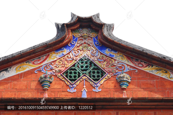 傳統(tǒng)屋頂與色彩裝飾。