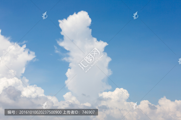 藍(lán)天白云
