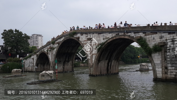 大運(yùn)河南端終點(diǎn)標(biāo)志拱宸橋