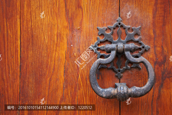 舊門環(huán)