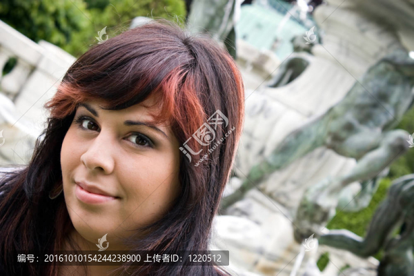年輕的女人