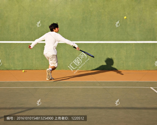 網(wǎng)球運(yùn)動(dòng)員