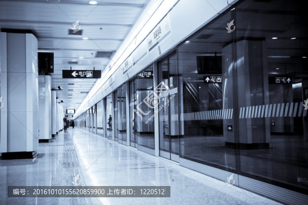 地鐵站商業(yè)背景