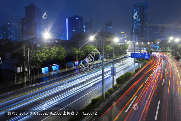 交通的夜晚