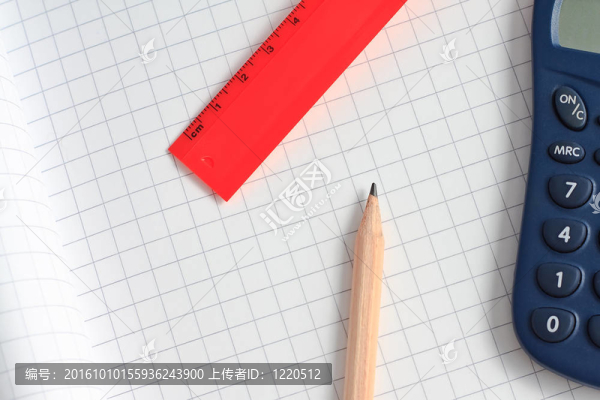 鉛筆；計算器和間隔物