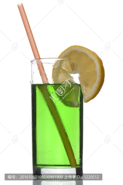 綠色的雞尾酒